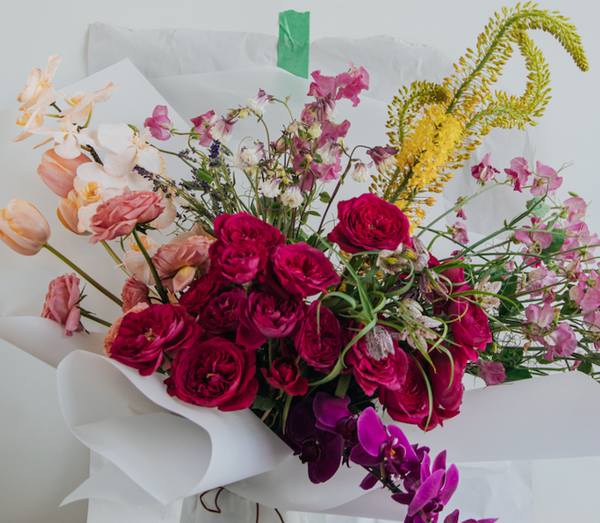 Luxury red and pink flower arrangement by goshaflowers